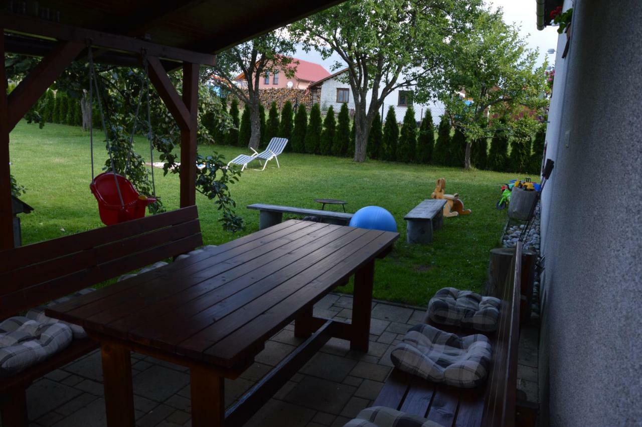 Penzion Tomi Pribylina Exteriör bild