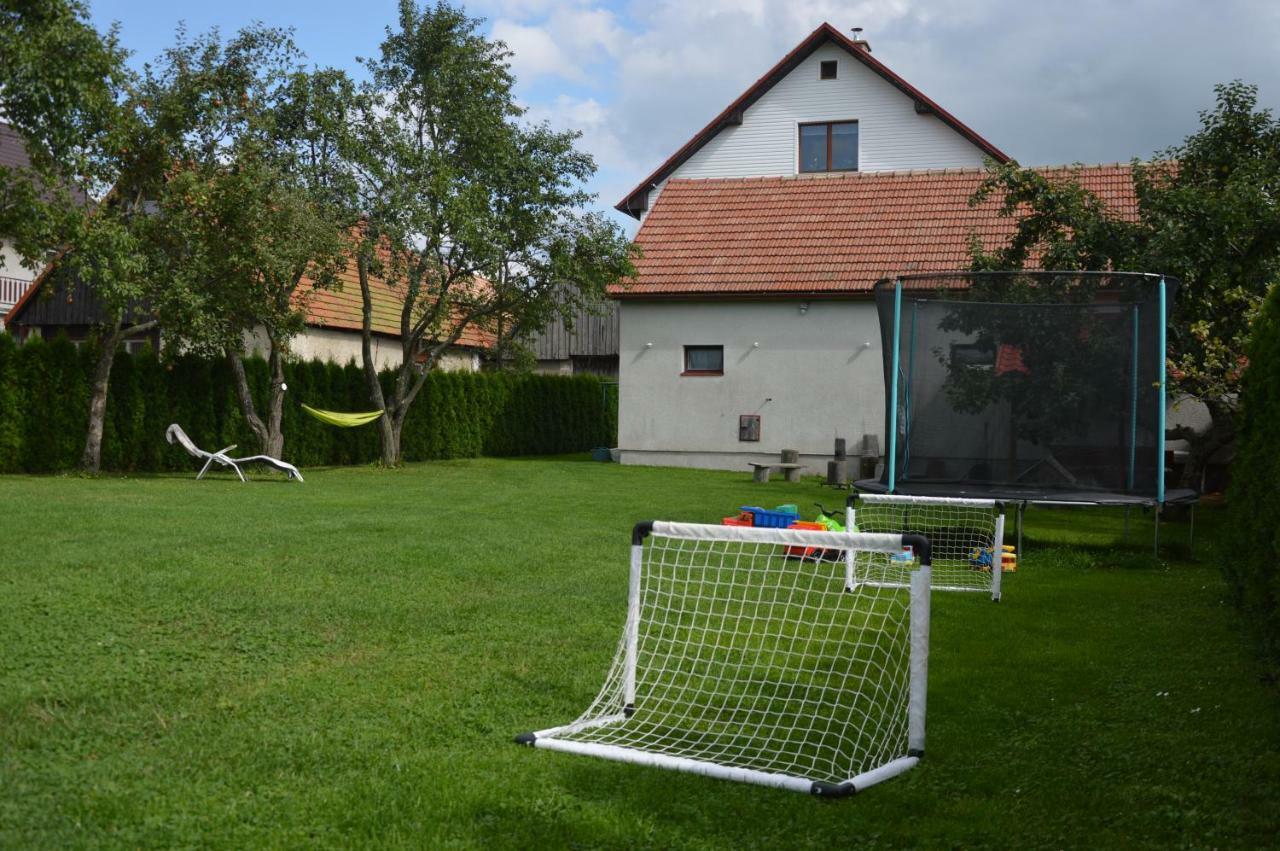 Penzion Tomi Pribylina Exteriör bild